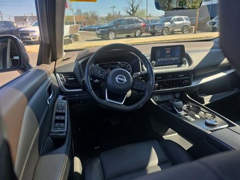 Certified 2023 Nissan Rogue SV w/ SV Premium B Package image 2