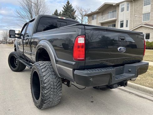 Used 2012 Ford F250 Lariat w/ Lariat Ultimate Pkg image 4