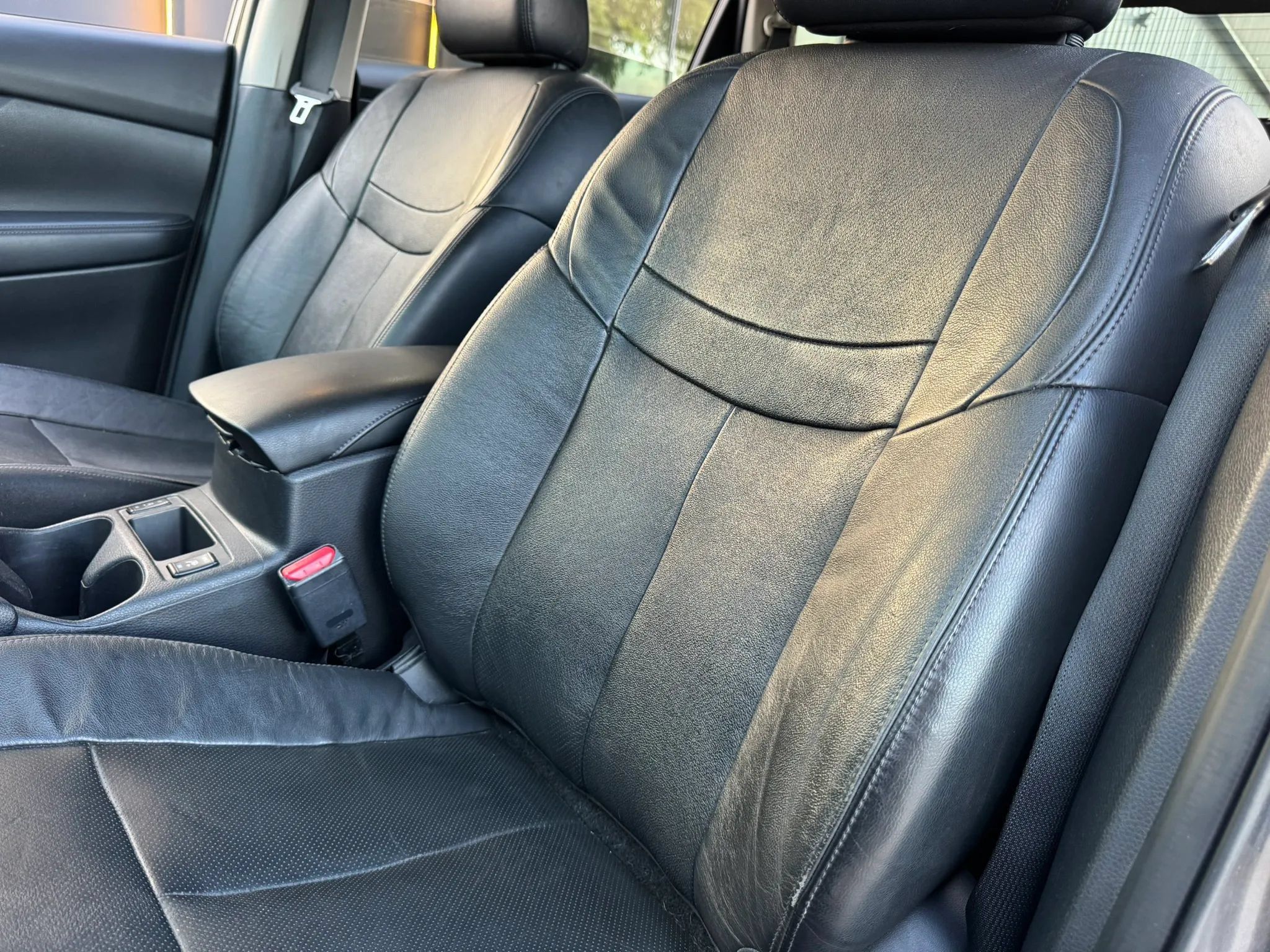 Used 2015 Nissan Rogue SL FWD image 16