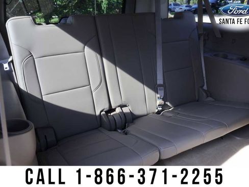 Used 2015 Chevrolet Suburban LT w/ Luxury Package RWD image 33