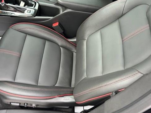 Certified 2024 Chevrolet TrailBlazer RS w/ Convenience Package image 18