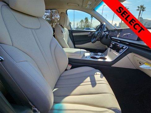 Used 2025 Genesis GV80 2.5T Select image 18