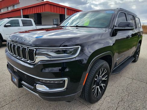 Used 2022 Jeep Wagoneer Series II AWD/4WD image 13