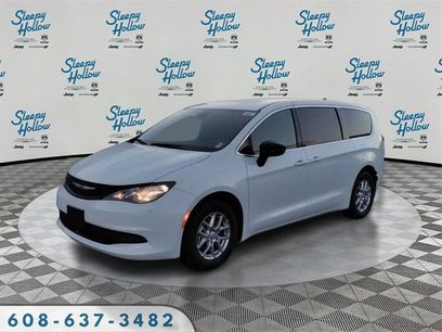 New 2026 Chrysler Voyager LX