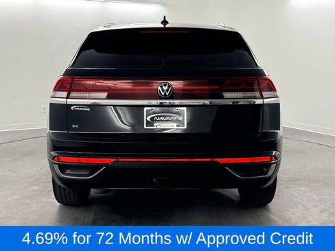 Used 2025 Volkswagen Atlas Cross Sport SE FWD image 6