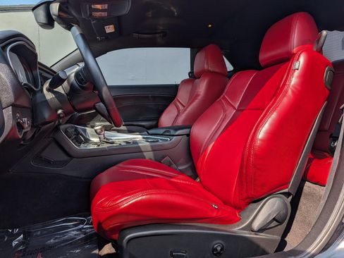 Used 2015 Dodge Challenger R/T Plus RWD image 5