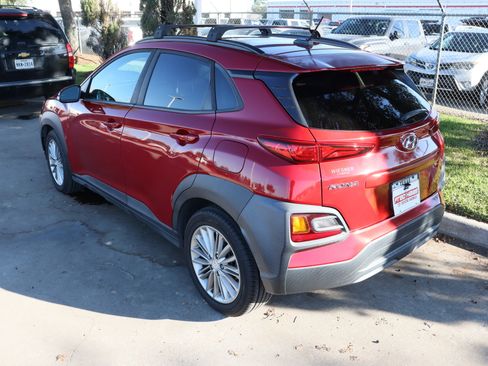 Used 2018 Hyundai Kona SEL image 7