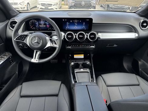 New 2026 Mercedes-Benz GLB 250 image 7