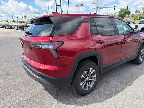 Used 2026 Chevrolet Equinox LT AWD/4WD image 15