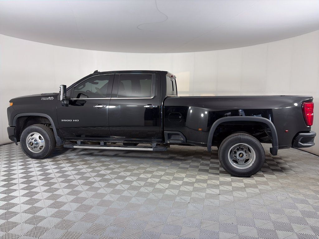 Used 2022 Chevrolet Silverado 3500 High Country AWD/4WD image 4
