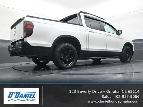 Used 2022 Honda Ridgeline Black Edition image 12