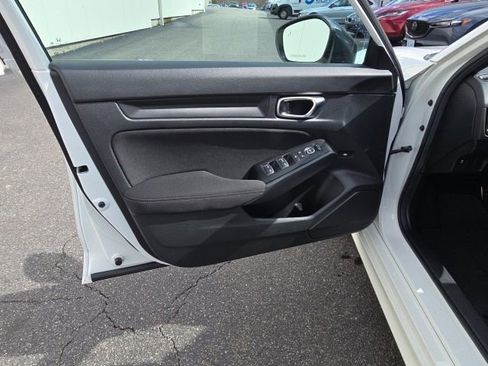 Used 2025 Honda Civic Sport image 18