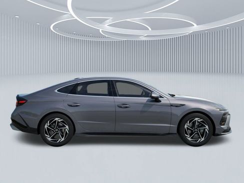 New 2026 Hyundai Sonata SEL FWD image 7