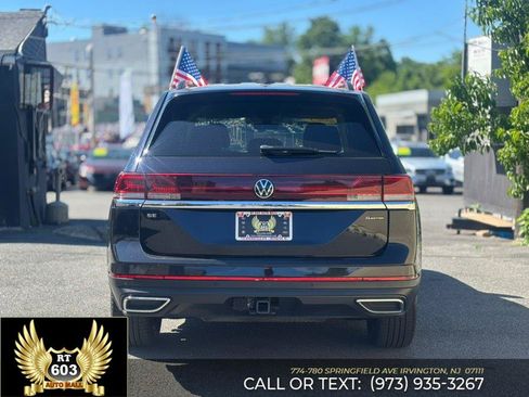 Used 2025 Volkswagen Atlas SE AWD/4WD image 5