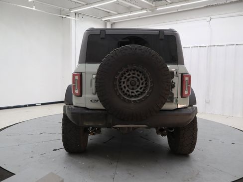 Used 2021 Ford Bronco First Edition image 6