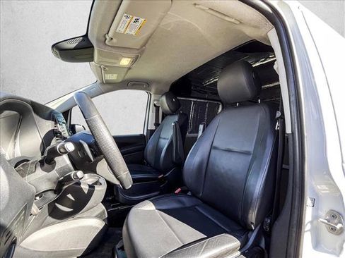 Used 2018 Mercedes-Benz Metris image 17