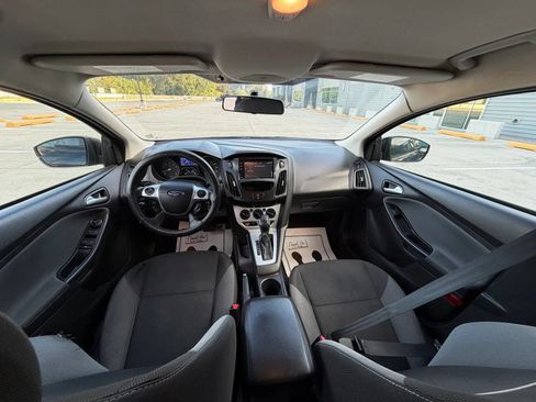 Used 2013 Ford Focus SE FWD image 28
