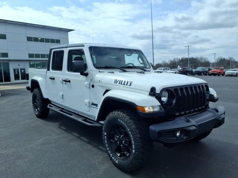 Used 2022 Jeep Gladiator Mojave AWD/4WD image 7