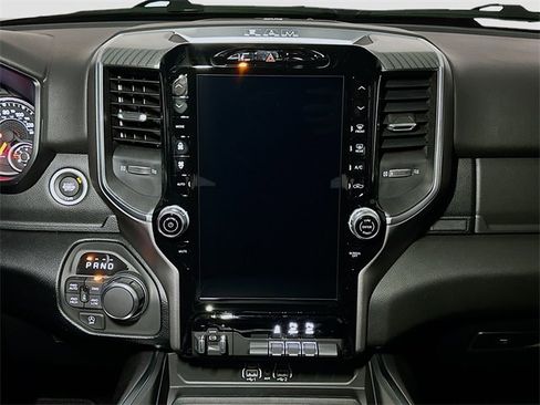 New 2026 RAM 1500 4x4 Crew Cab image 9