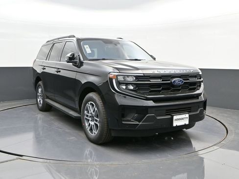 New 2025 Ford Expedition Active image 22