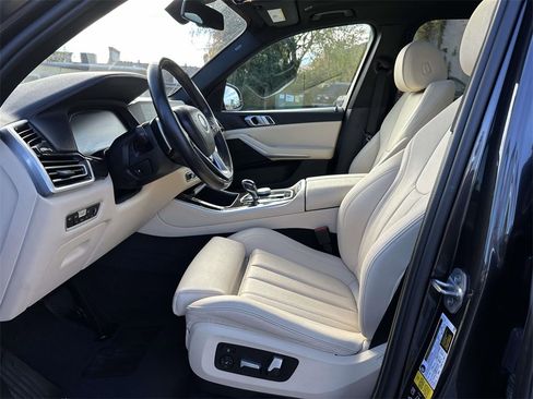 Used 2021 BMW X5 xDrive40i w/ Convenience Package image 16