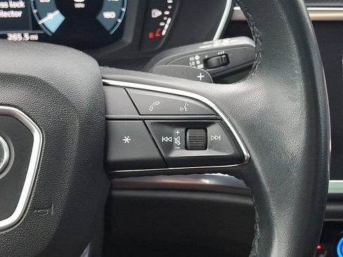 Used 2022 Audi Q3 2.0T Premium AWD/4WD image 22