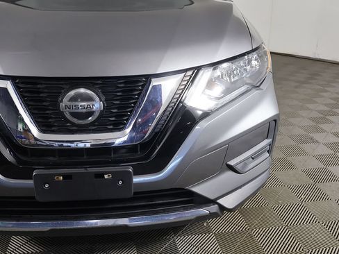 Used 2019 Nissan Rogue S AWD/4WD image 11