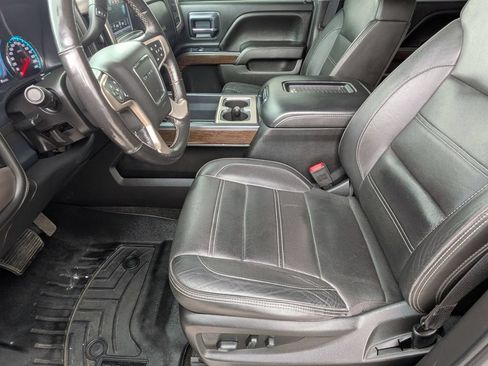 Used 2018 GMC Sierra 1500 Denali AWD/4WD image 16