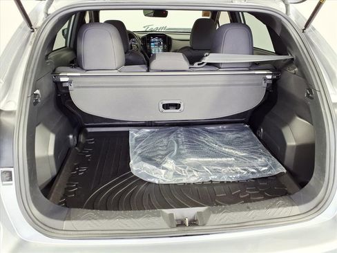 Certified 2025 Subaru Crosstrek 2.5i Sport w/ Crosstrek Mirror Package image 19