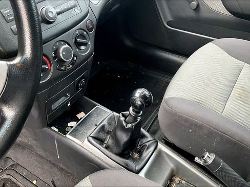 Used 2010 Chevrolet Aveo5 LS image 6