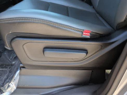 Used 2022 RAM 1500 Tradesman w/ Tradesman Group AWD/4WD image 17