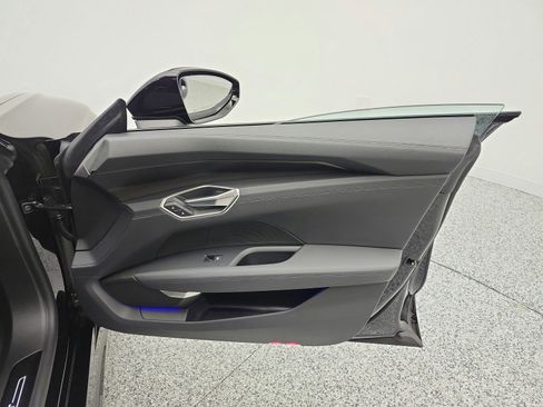 Used 2024 Audi e-tron GT Premium Plus image 19