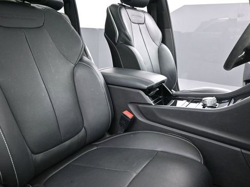 Used 2023 Jeep Grand Cherokee Overland w/ Luxury Tech Group IV image 27