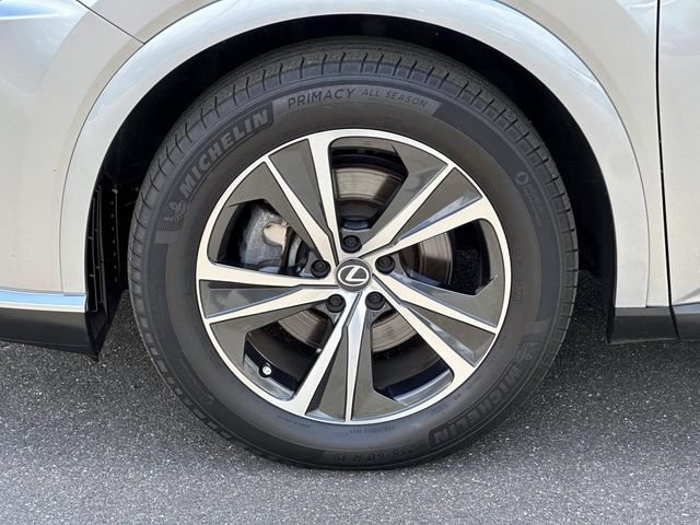Used 2023 Lexus RX 350 Premium w/ Accessory Package AWD/4WD image 9