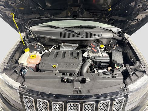 Used 2017 Jeep Compass High Altitude image 37