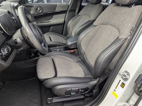 Used 2022 MINI Cooper Countryman S w/ Premium Package image 12