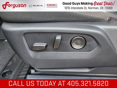 New 2026 GMC Sierra 2500 AT4 w/ AT4 Premium Plus Package AWD/4WD image 20