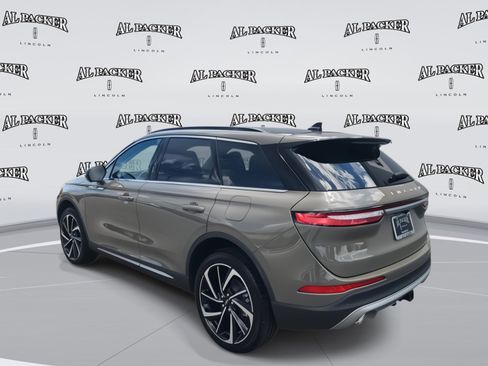 New 2025 Lincoln Corsair Reserve w/ Equipment Group 202A image 3