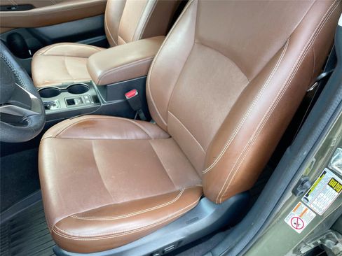 Used 2019 Subaru Outback 2.5i Touring w/ Popular Package #3A AWD/4WD image 12