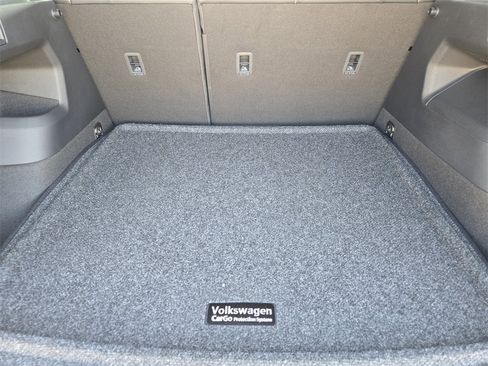 New 2026 Volkswagen Tiguan SE R-Line image 25