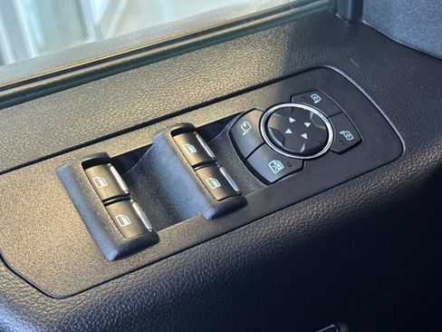Used 2017 Ford F150 Lariat AWD/4WD image 13