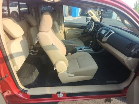 Used 2013 Toyota Tacoma 4x4 Access Cab w/ SR5 Pkg image 13