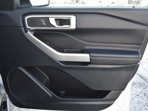 Used 2023 Ford Explorer XLT w/ Equipment Group 202A image 46