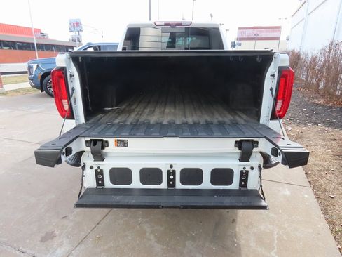 Used 2020 GMC Sierra 1500 AT4 w/ AT4 Premium Package image 24