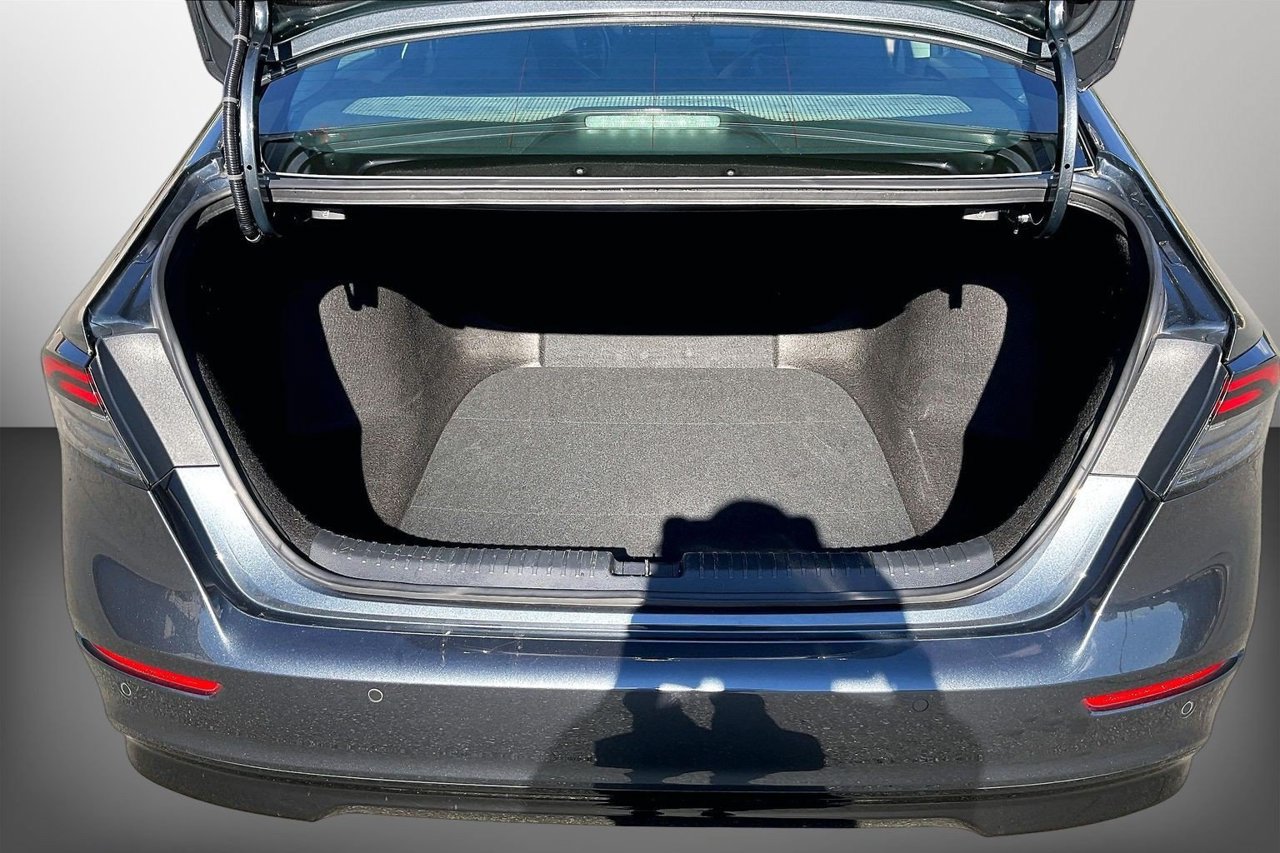 Used 2023 Honda Accord Touring image 26