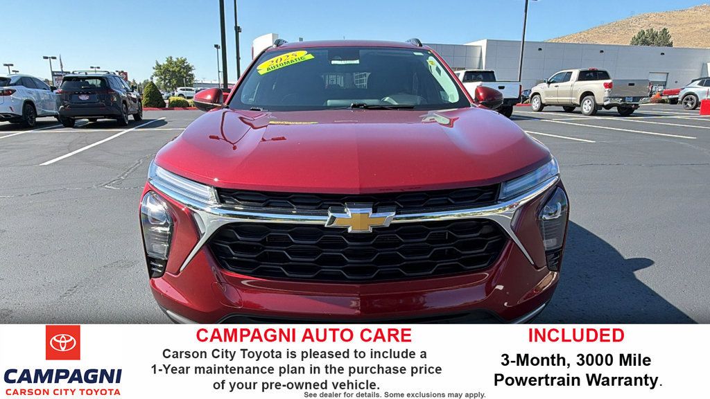 Used 2025 Chevrolet Trax LT w/ Driver Confidence Package FWD image 8