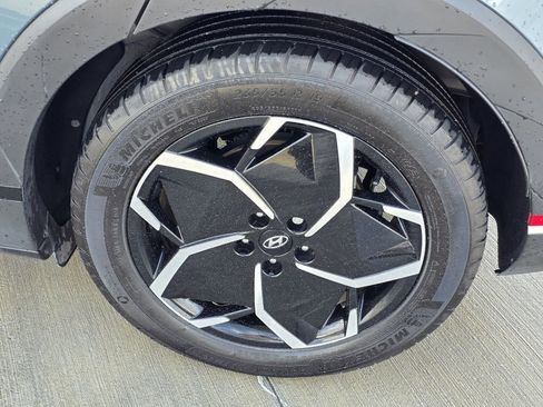 Certified 2024 Hyundai Ioniq 5 SEL image 34