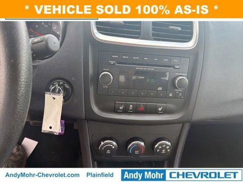 Used 2012 Dodge Avenger SE FWD image 17