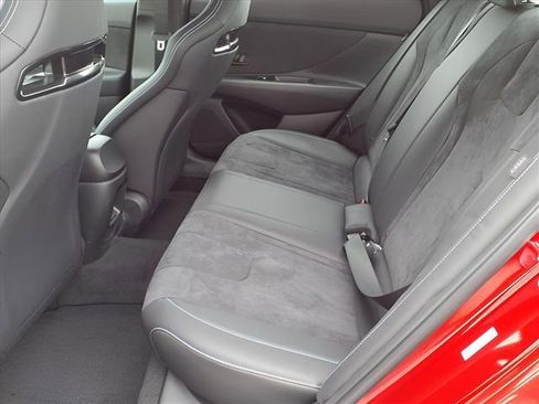 New 2025 Hyundai Elantra N image 12