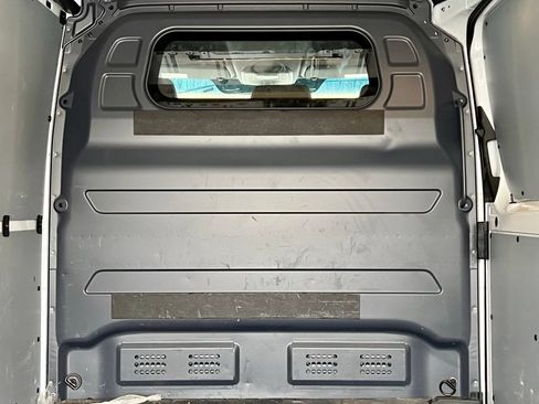 Used 2025 Mercedes-Benz Sprinter 2500 image 33
